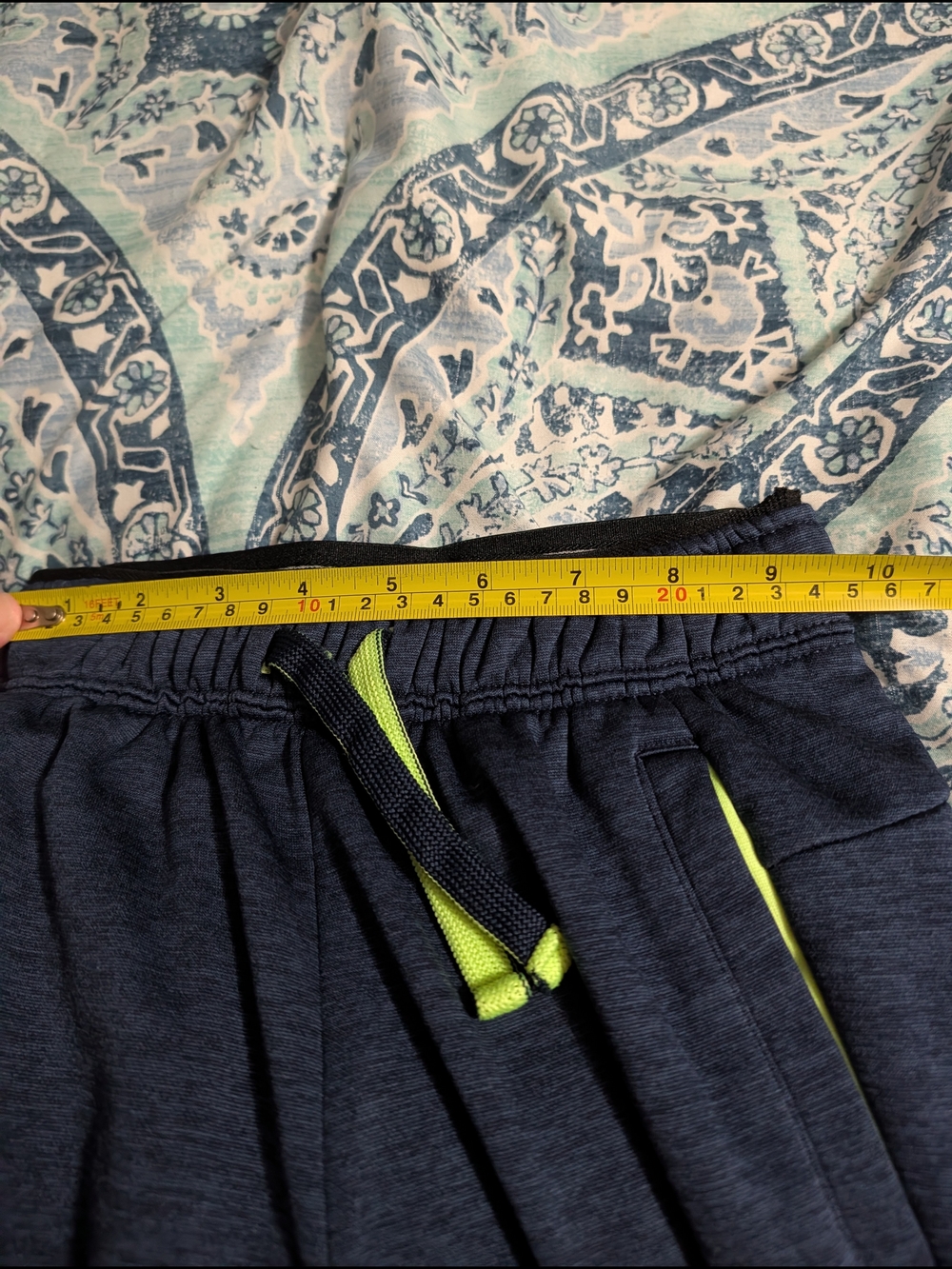 Boys Russell Athletic Joggers Size 8 - Picture 8 of 10
